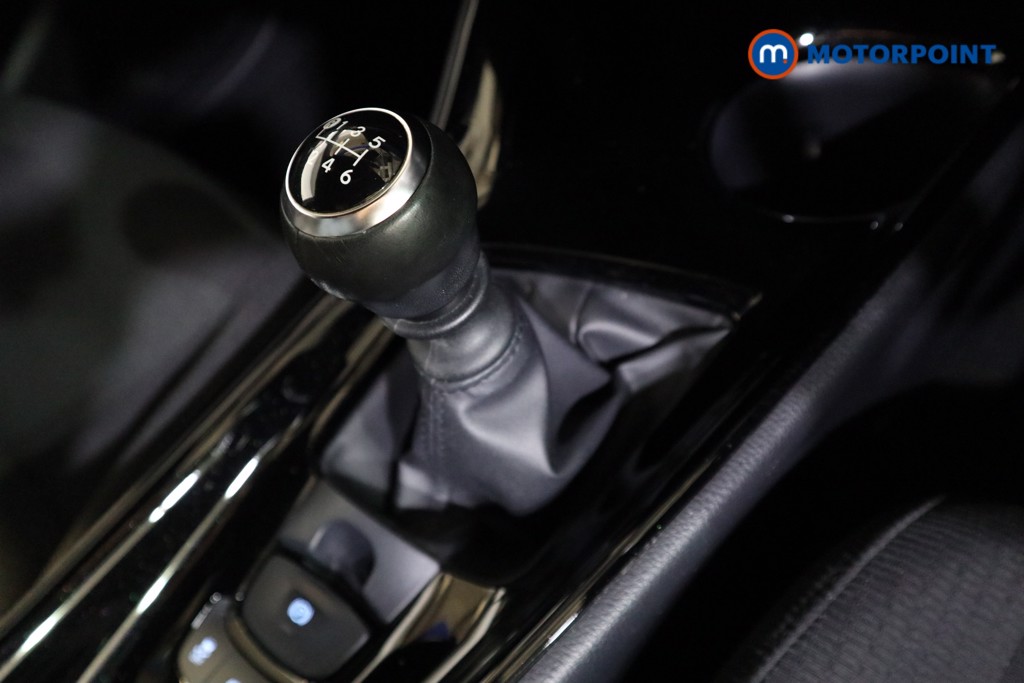 Toyota C-Hr Dynamic Manual Petrol SUV - Stock Number (1609953) - 10th supplementary image