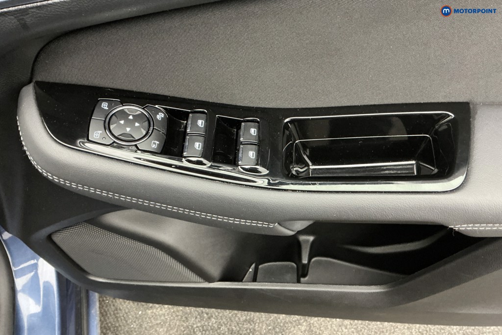 Ford S-Max Titanium Manual Diesel People Carrier - Stock Number (1611236) - 26th supplementary image