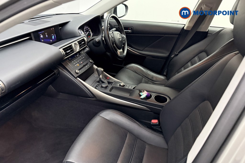 Lexus IS Executive Edition Automatic Petrol-Electric Hybrid Saloon - Stock Number (1611419) - 1st supplementary image