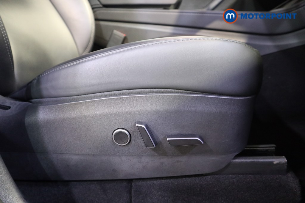 Tesla Model Y Rwd 5Dr Auto Automatic Electric SUV - Stock Number (1611860) - 17th supplementary image