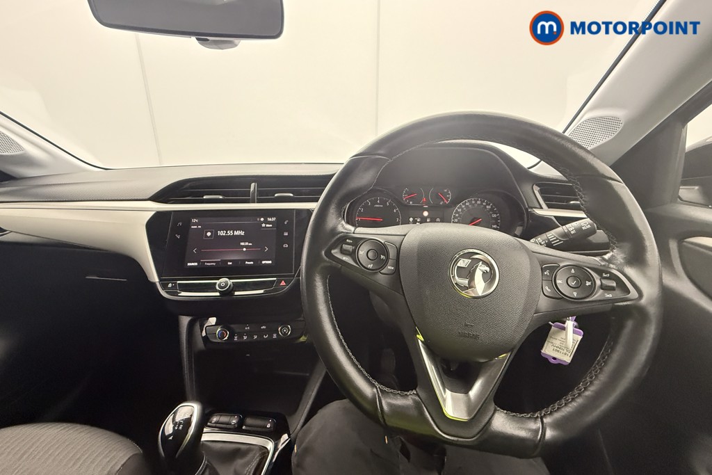 Vauxhall Corsa SE Manual Petrol Hatchback - Stock Number (1611901) - 1st supplementary image