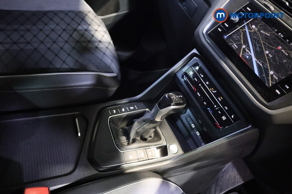 Volkswagen Tiguan R-Line Automatic Petrol SUV - Stock Number (1611939) - 7th supplementary image