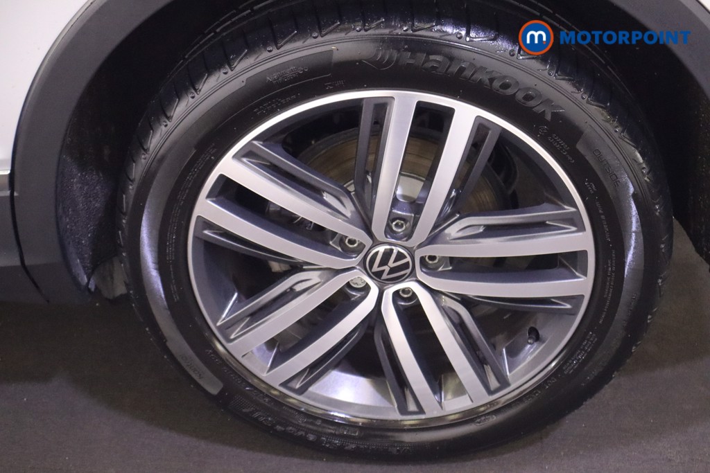 Volkswagen Tiguan Elegance Automatic Petrol SUV - Stock Number (1612047) - 23rd supplementary image