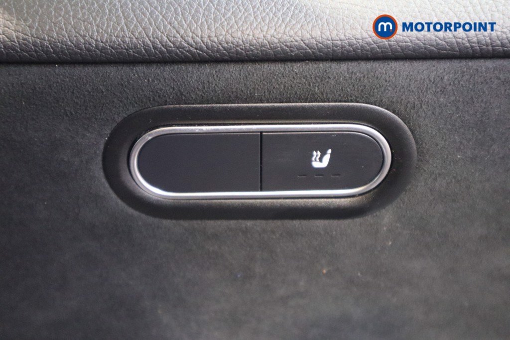 Mercedes-Benz A Class Amg Line Automatic Petrol Plug-In Hybrid Saloon - Stock Number (1612146) - 12th supplementary image