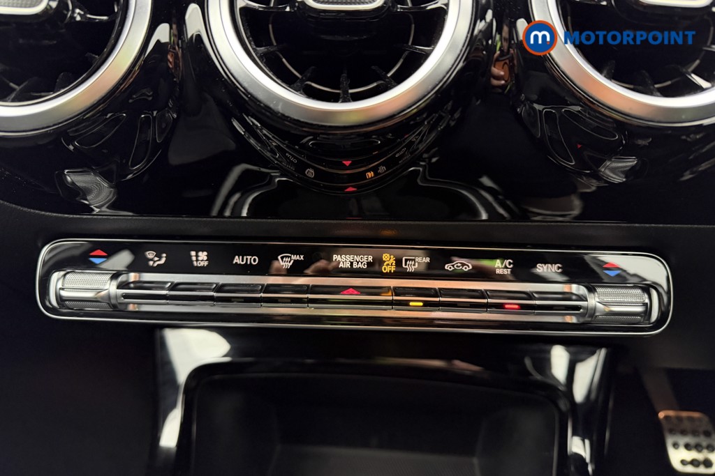 Mercedes-Benz A Class Amg Line Manual Petrol Hatchback - Stock Number (1612560) - 9th supplementary image