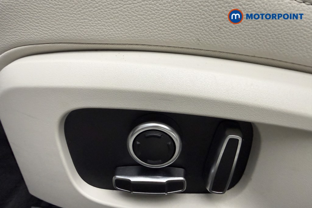 Jaguar XF S Automatic Diesel Saloon - Stock Number (1612779) - 18th supplementary image