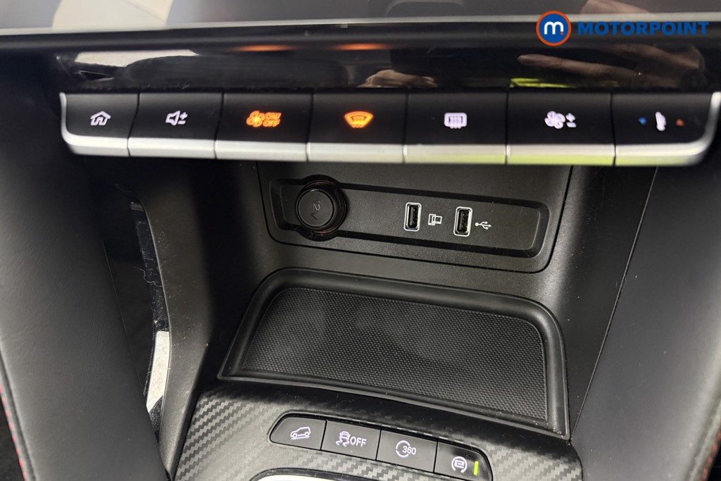 Mg Motor Uk ZS Exclusive Manual Petrol SUV - Stock Number (1613296) - 4th supplementary image