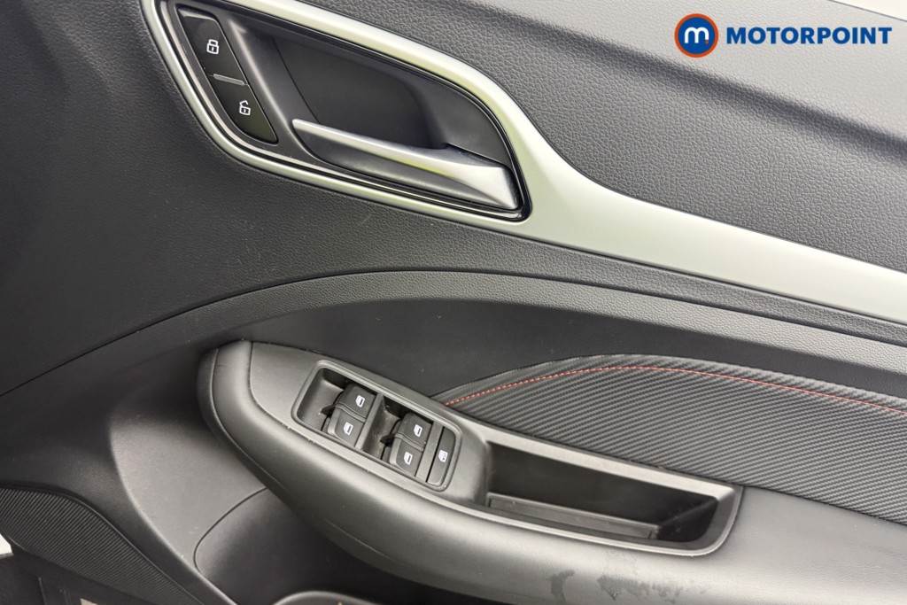 Mg Motor Uk ZS Exclusive Manual Petrol SUV - Stock Number (1613296) - 8th supplementary image
