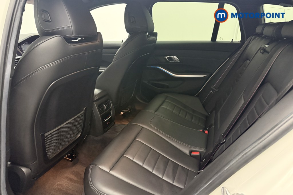 BMW 3 Series M Sport Automatic Petrol Plug-In Hybrid Estate - Stock Number (1613592) - 3rd supplementary image