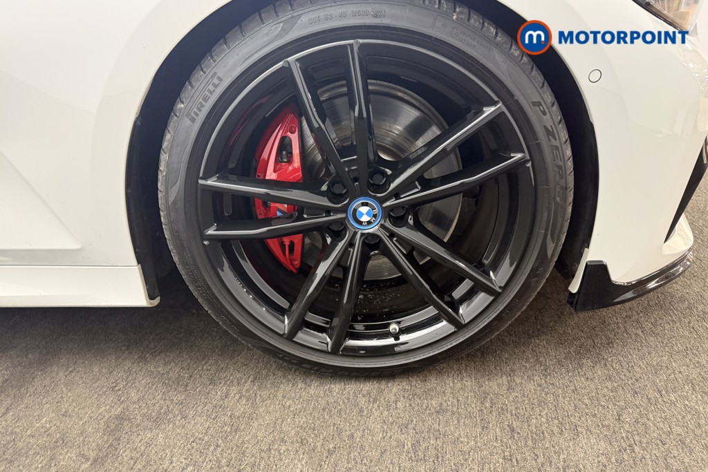 BMW 3 Series M Sport Automatic Petrol Plug-In Hybrid Estate - Stock Number (1613592) - 24th supplementary image
