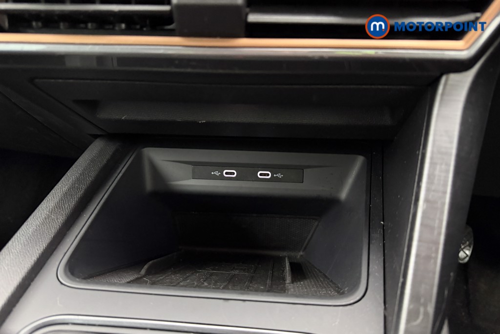 Cupra Formentor V1 Manual Petrol SUV - Stock Number (1613632) - 10th supplementary image