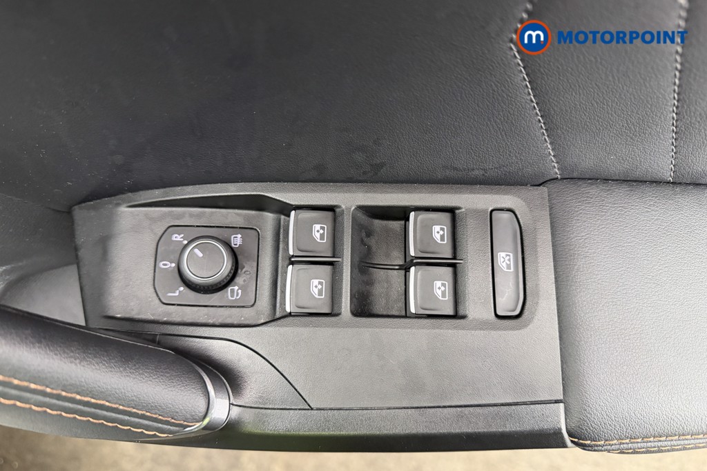 Cupra Formentor V1 Manual Petrol SUV - Stock Number (1613632) - 16th supplementary image