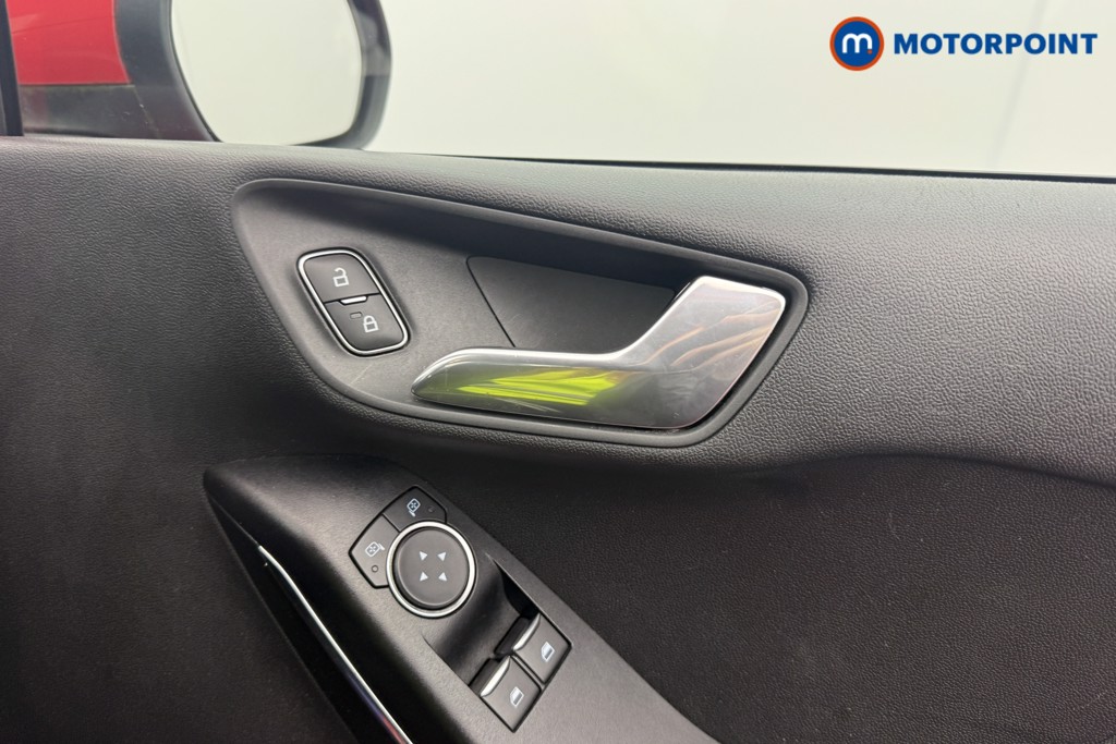 Ford Fiesta Zetec Manual Petrol Hatchback - Stock Number (1613765) - 10th supplementary image