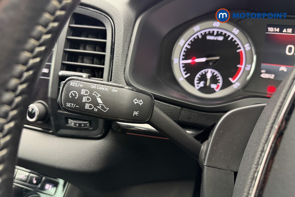 Skoda Karoq Sport Line Automatic Petrol SUV - Stock Number (1613850) - 5th supplementary image