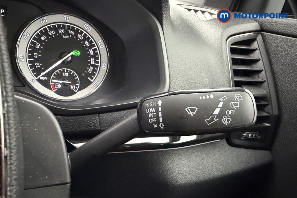 Skoda Karoq Sport Line Automatic Petrol SUV - Stock Number (1613850) - 6th supplementary image
