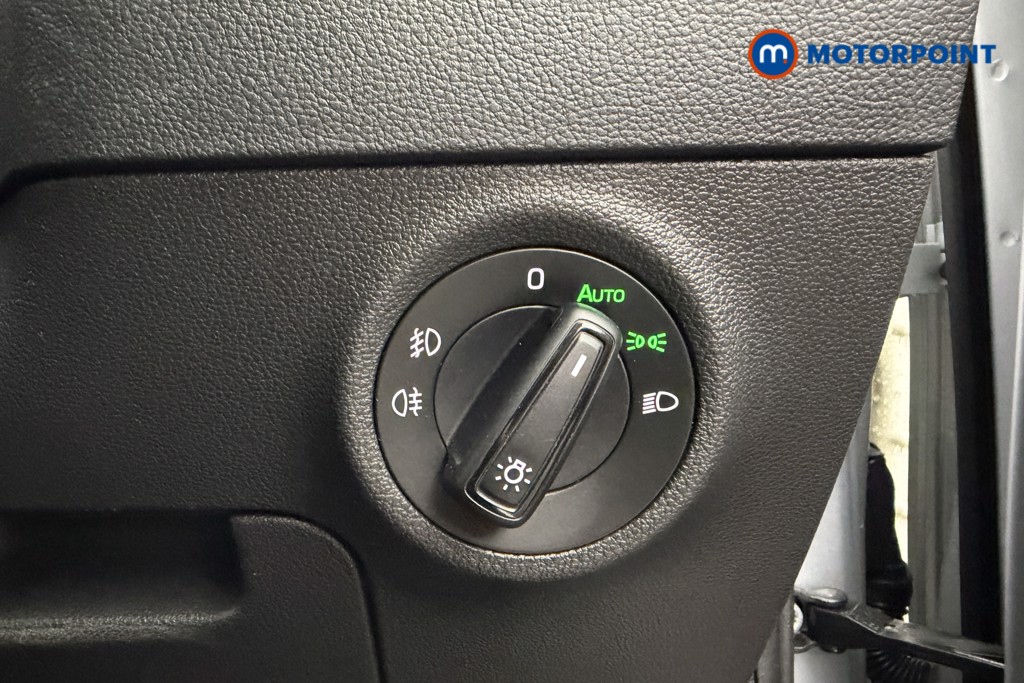 Skoda Karoq Sport Line Automatic Petrol SUV - Stock Number (1613850) - 7th supplementary image