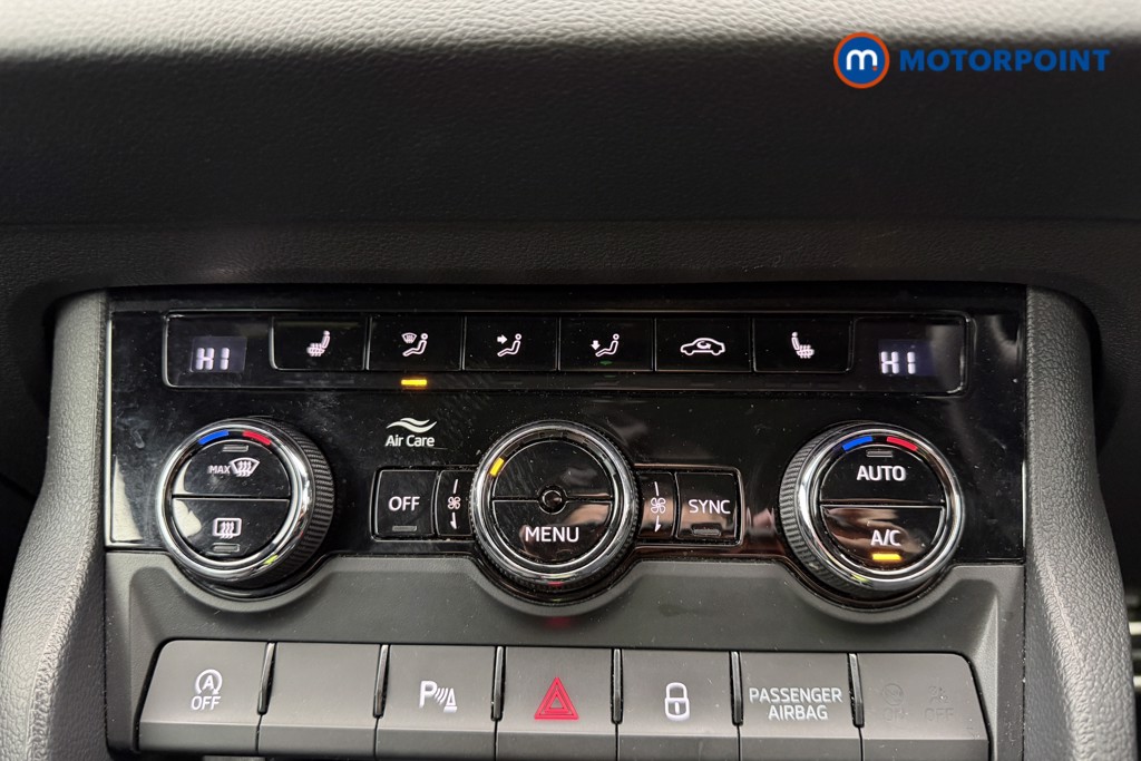 Skoda Karoq Sport Line Automatic Petrol SUV - Stock Number (1613850) - 9th supplementary image