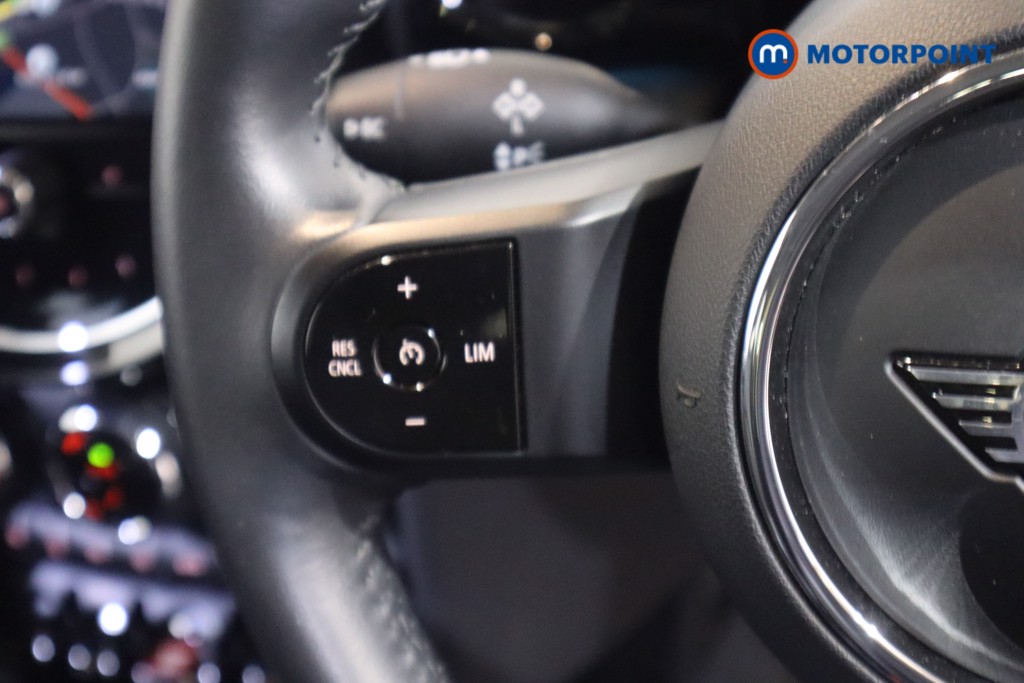 Mini Hatchback One Classic Manual Petrol Hatchback - Stock Number (1613947) - 17th supplementary image