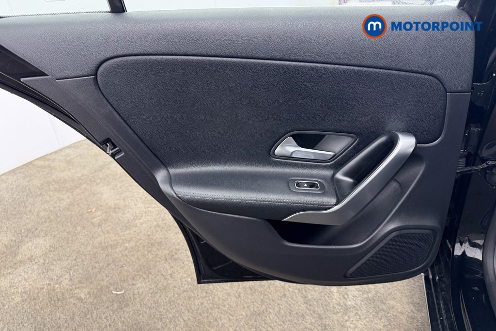 Mercedes-Benz A Class Sport Manual Diesel Hatchback - Stock Number (1614116) - 26th supplementary image