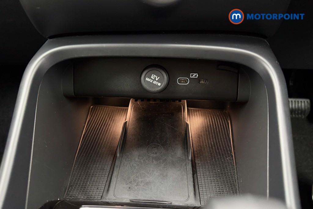 Volvo Xc40 Plus Automatic Petrol SUV - Stock Number (1614284) - 9th supplementary image