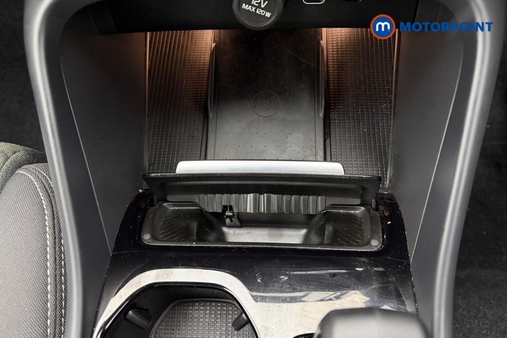 Volvo Xc40 Plus Automatic Petrol SUV - Stock Number (1614284) - 10th supplementary image