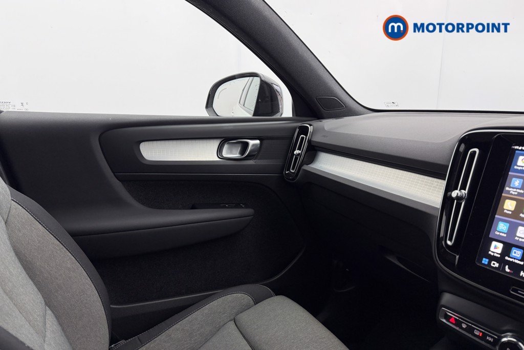 Volvo Xc40 Plus Automatic Petrol SUV - Stock Number (1614284) - 15th supplementary image