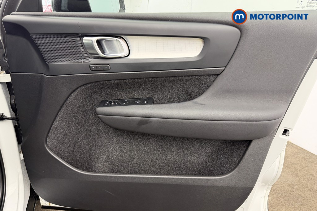 Volvo Xc40 Plus Automatic Petrol SUV - Stock Number (1614284) - 19th supplementary image