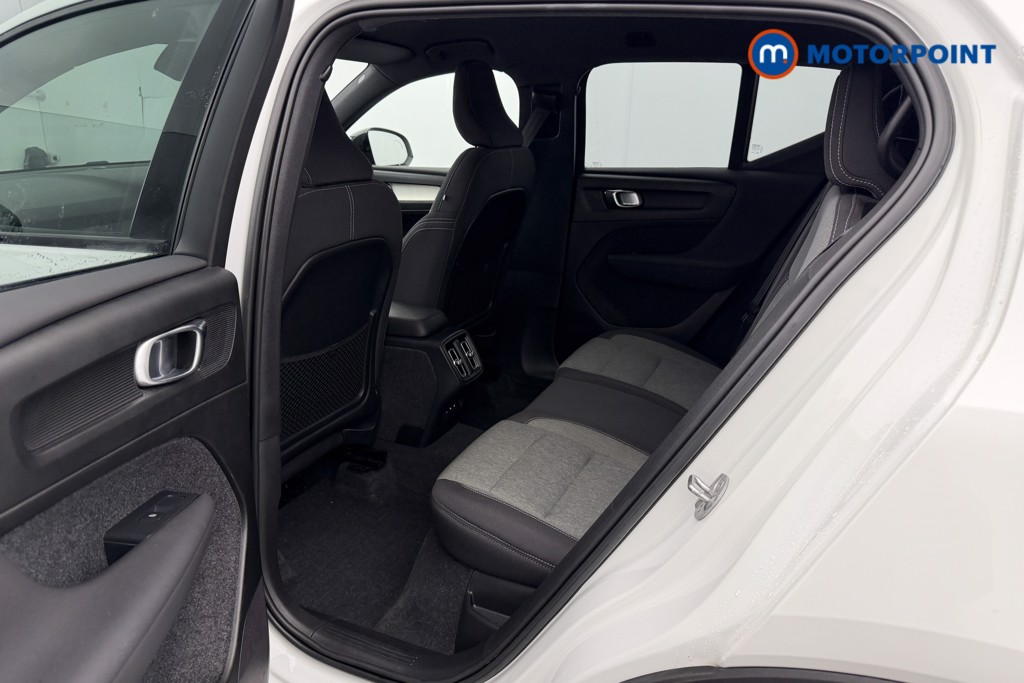 Volvo Xc40 Plus Automatic Petrol SUV - Stock Number (1614284) - 30th supplementary image