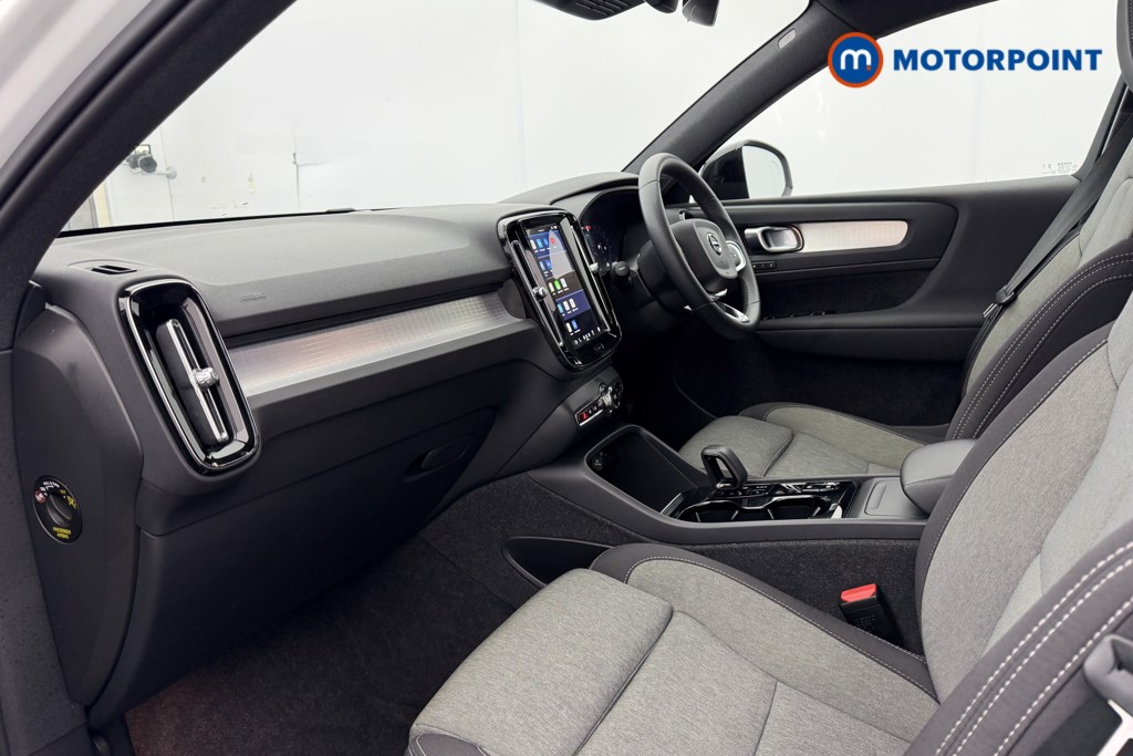 Volvo Xc40 Plus Automatic Petrol SUV - Stock Number (1614284) - 33rd supplementary image