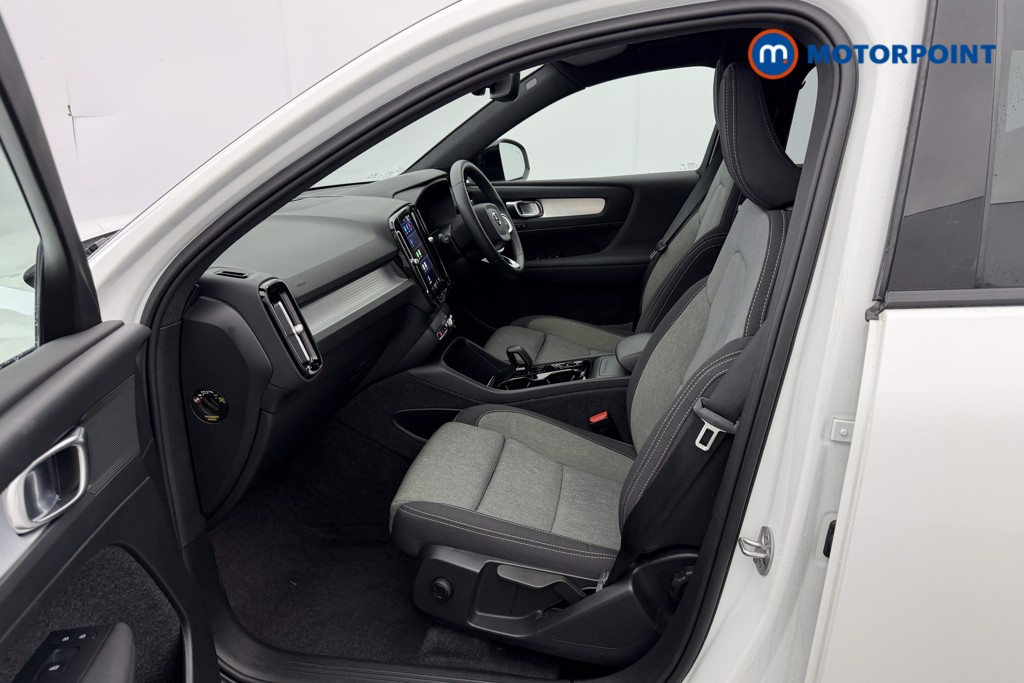 Volvo Xc40 Plus Automatic Petrol SUV - Stock Number (1614284) - 34th supplementary image