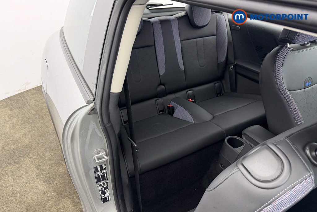 Mini Cooper C Classic Automatic Petrol Hatchback - Stock Number (1614312) - 17th supplementary image