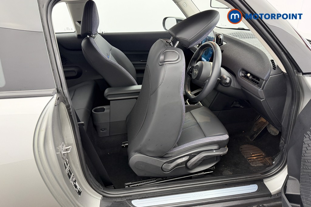 Mini Cooper C Classic Automatic Petrol Hatchback - Stock Number (1614312) - 18th supplementary image