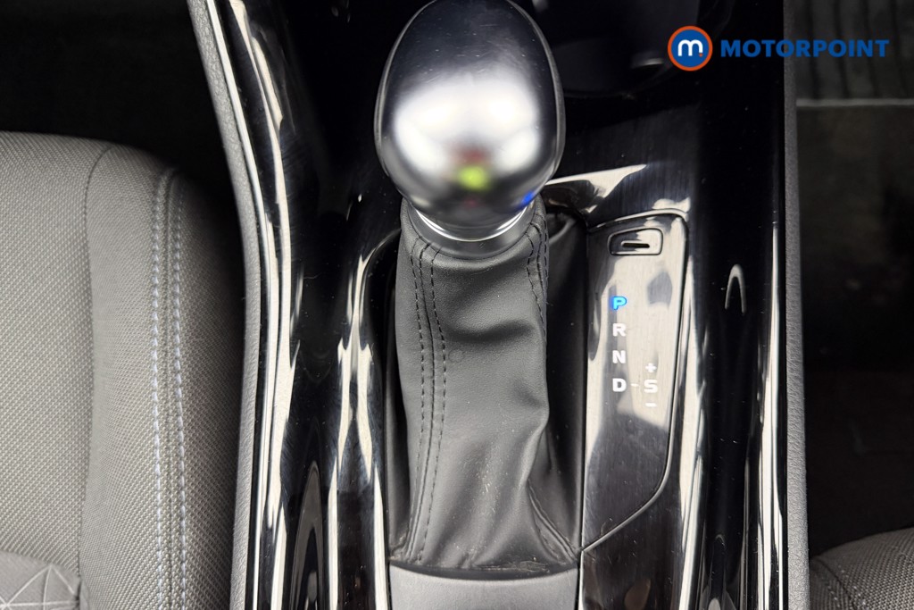 Toyota C-Hr Design Automatic Petrol-Electric Hybrid SUV - Stock Number (1614951) - 15th supplementary image