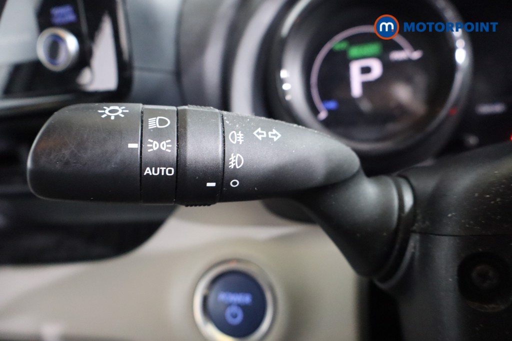 Toyota Yaris Excel Automatic Petrol-Electric Hybrid Hatchback - Stock Number (1614982) - 13th supplementary image