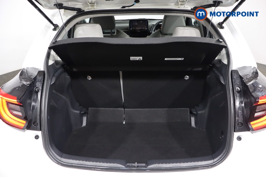 Toyota Yaris Excel Automatic Petrol-Electric Hybrid Hatchback - Stock Number (1614982) - 20th supplementary image