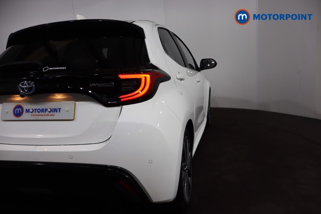 Toyota Yaris Excel Automatic Petrol-Electric Hybrid Hatchback - Stock Number (1614982) - 27th supplementary image