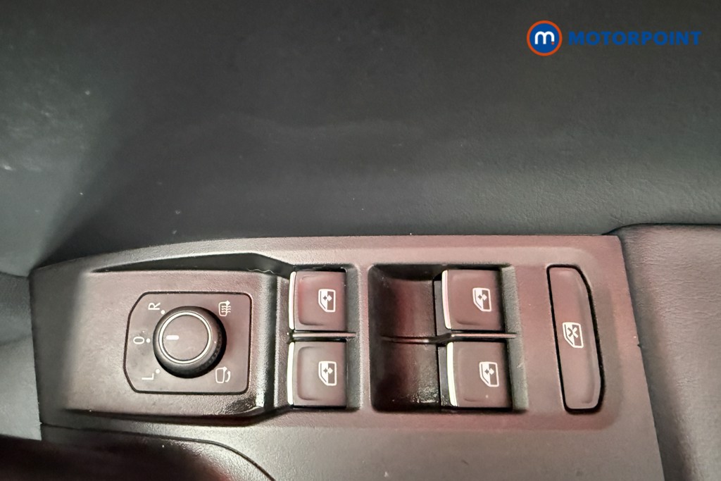 Seat Leon FR Manual Petrol Hatchback - Stock Number (1615059) - 19th supplementary image