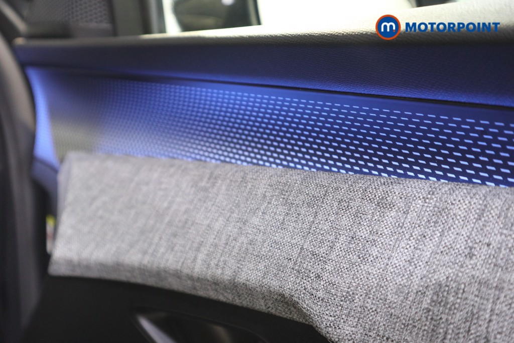 Peugeot 5008 GT Automatic Petrol SUV - Stock Number (1615111) - 17th supplementary image