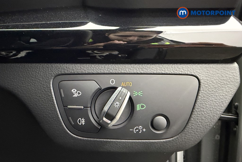 Audi Q5 Black Edition Automatic Petrol SUV - Stock Number (1615146) - 8th supplementary image