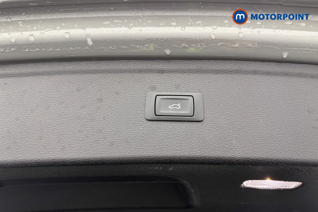 Audi Q5 Black Edition Automatic Petrol SUV - Stock Number (1615146) - 32nd supplementary image