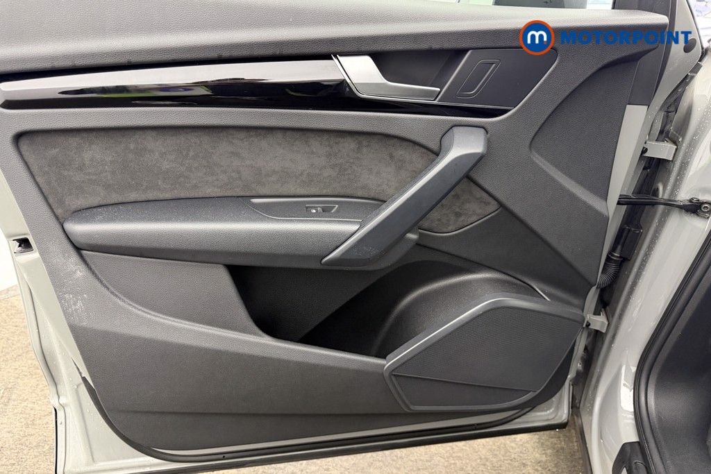 Audi Q5 Black Edition Automatic Petrol SUV - Stock Number (1615146) - 38th supplementary image