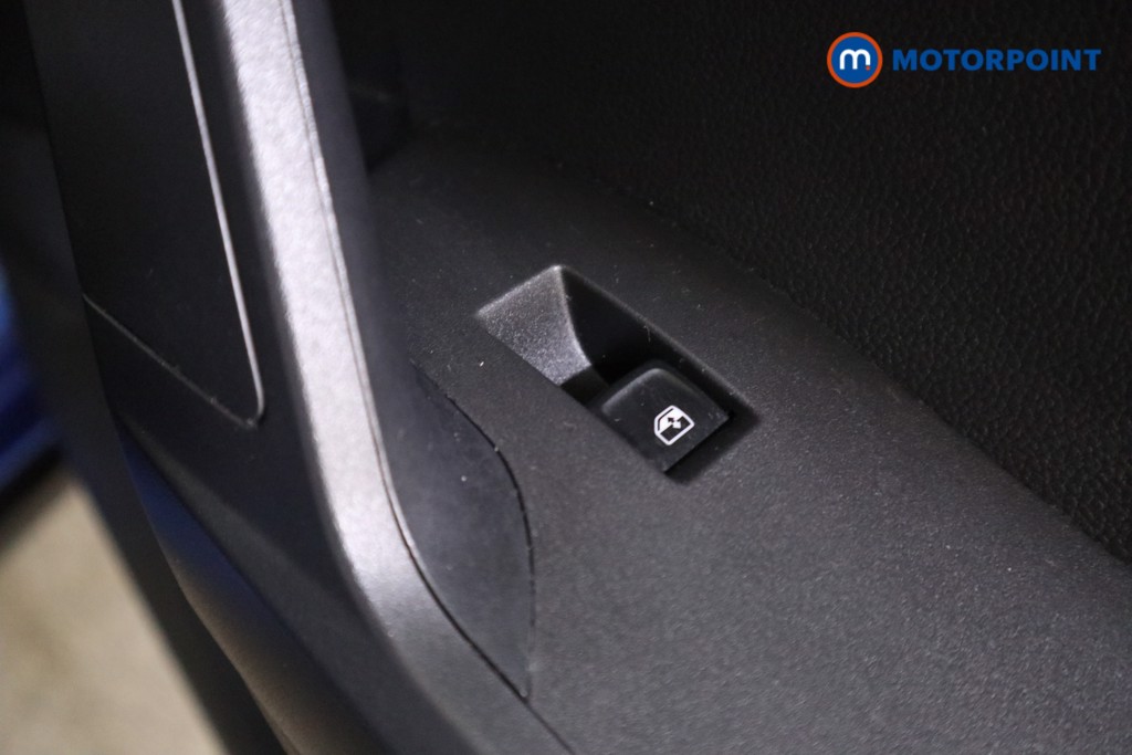 Seat Arona FR Automatic Petrol SUV - Stock Number (1615228) - 17th supplementary image