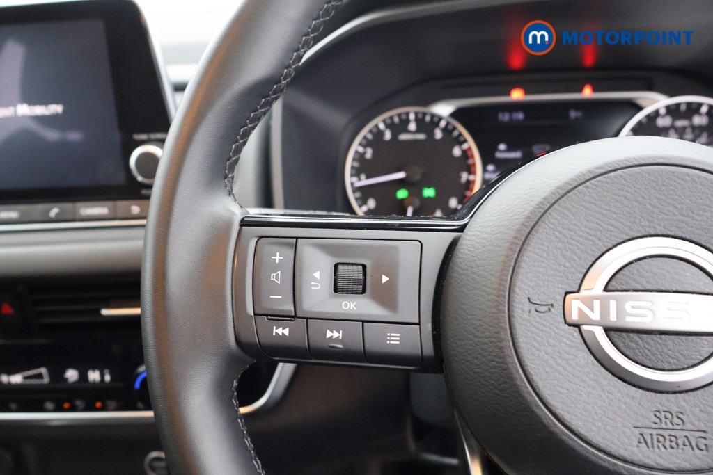 Nissan Qashqai Acenta Premium Manual Petrol SUV - Stock Number (1615295) - 2nd supplementary image