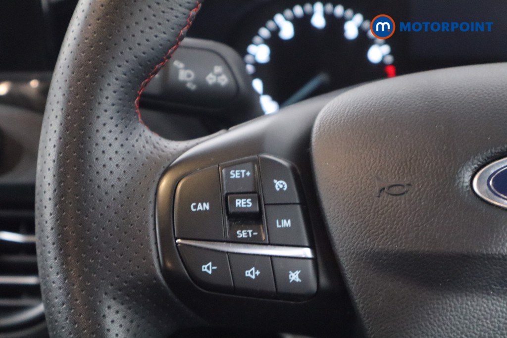 Ford Focus St-Line Manual Petrol Hatchback - Stock Number (1615312) - 7th supplementary image
