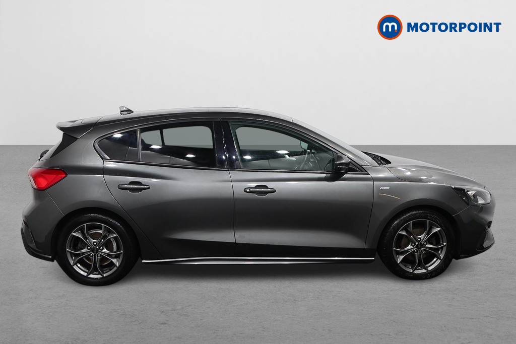 Ford Focus St-Line Manual Petrol Hatchback - Stock Number (1615312) - Drivers side