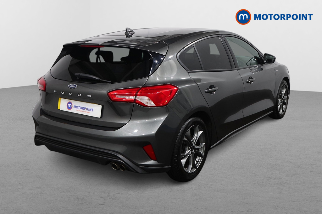 Ford Focus St-Line Manual Petrol Hatchback - Stock Number (1615312) - Drivers side rear corner