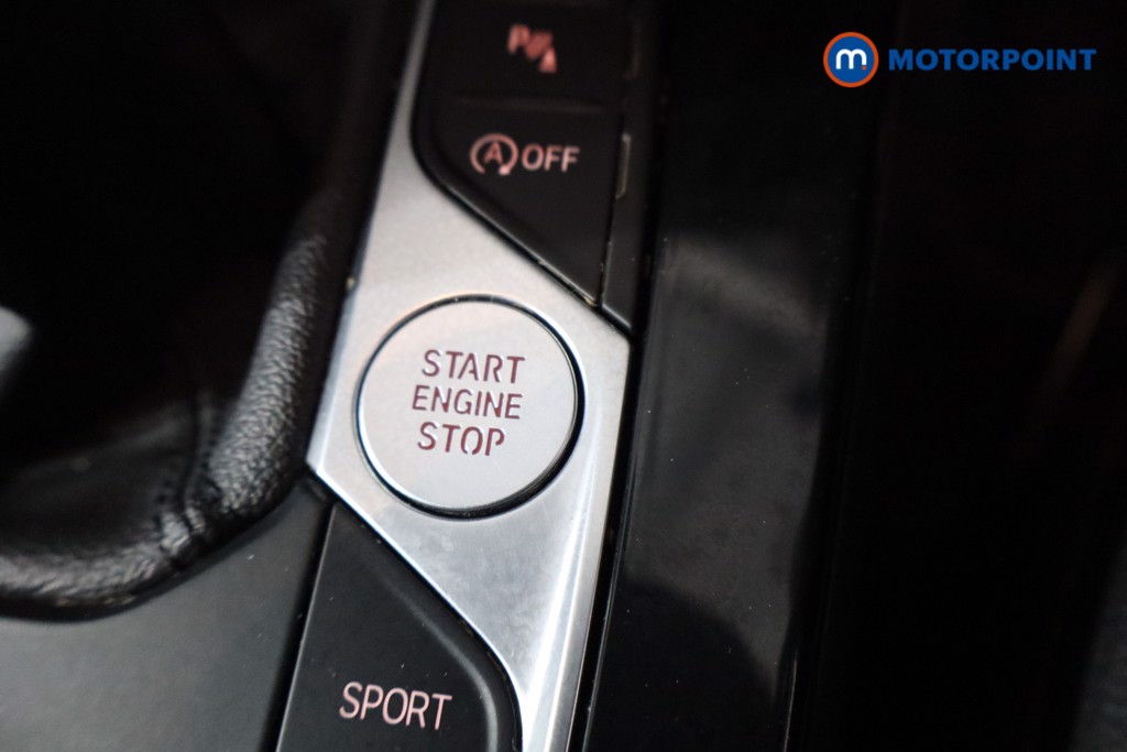 BMW 2 Series Sport Manual Petrol Saloon - Stock Number (1615383) - 13th supplementary image