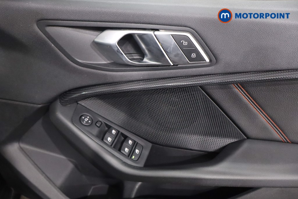 BMW 2 Series Sport Manual Petrol Saloon - Stock Number (1615383) - 23rd supplementary image