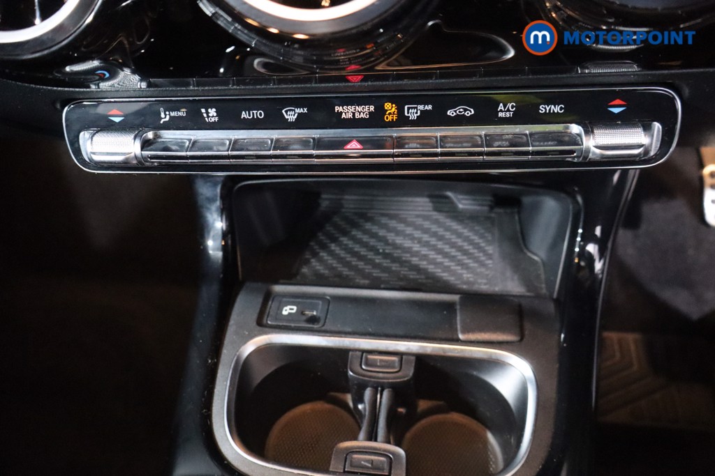 Mercedes-Benz A Class Amg Line Manual Petrol Hatchback - Stock Number (1615712) - 18th supplementary image