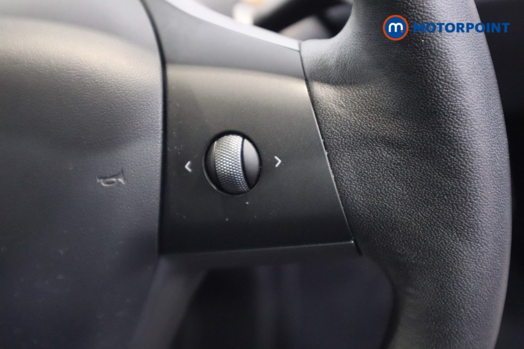 Tesla Model 3 Long Range Automatic Electric Saloon - Stock Number (1615757) - 11th supplementary image